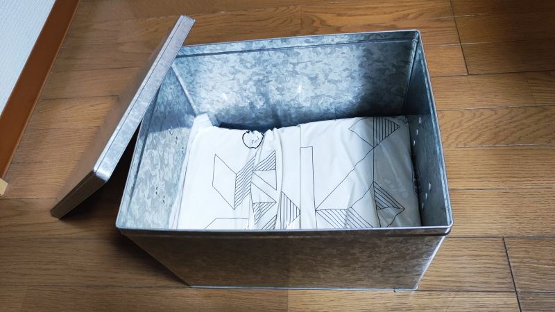お米5㎏の入れ方パターン１、無印良品のトタンボックス