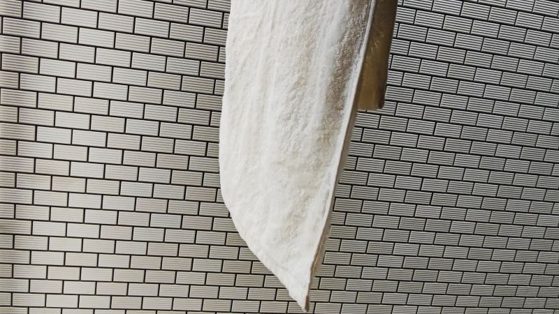 タオル研究所のタオルを外干ししている様子