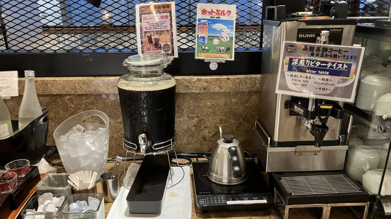 センチュリーマリーナ函館の朝食「コーヒーとホットミルク」