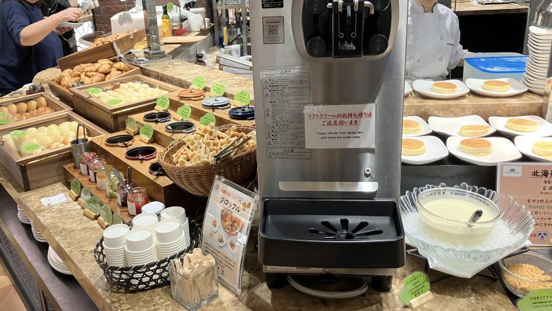 センチュリーマリーナ函館の朝食「ソフトクリームマシーン」