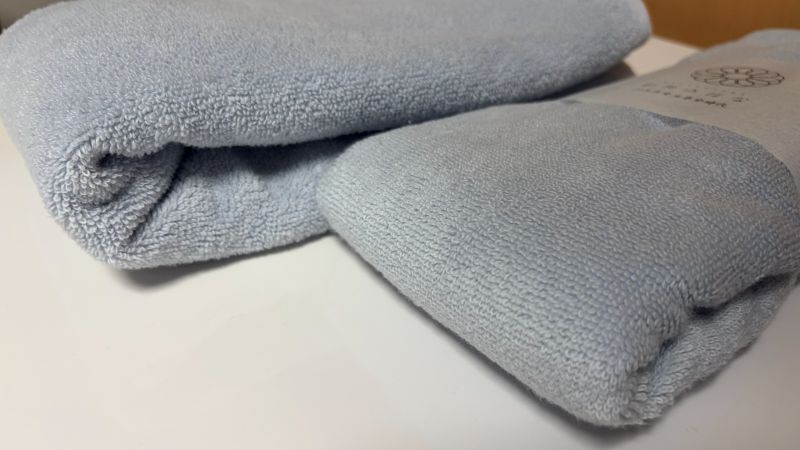 エアーかおる「わたのはな」旧タイプの洗濯前と洗濯後のふんわりした変化を別角度から比較