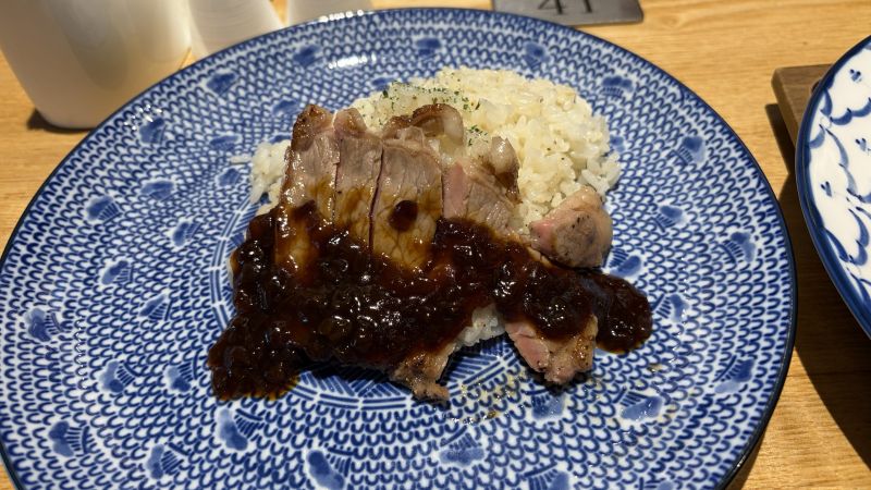 函館国際ホテルアゼリアのフュージョンベストランチ「ステーキピラフ」